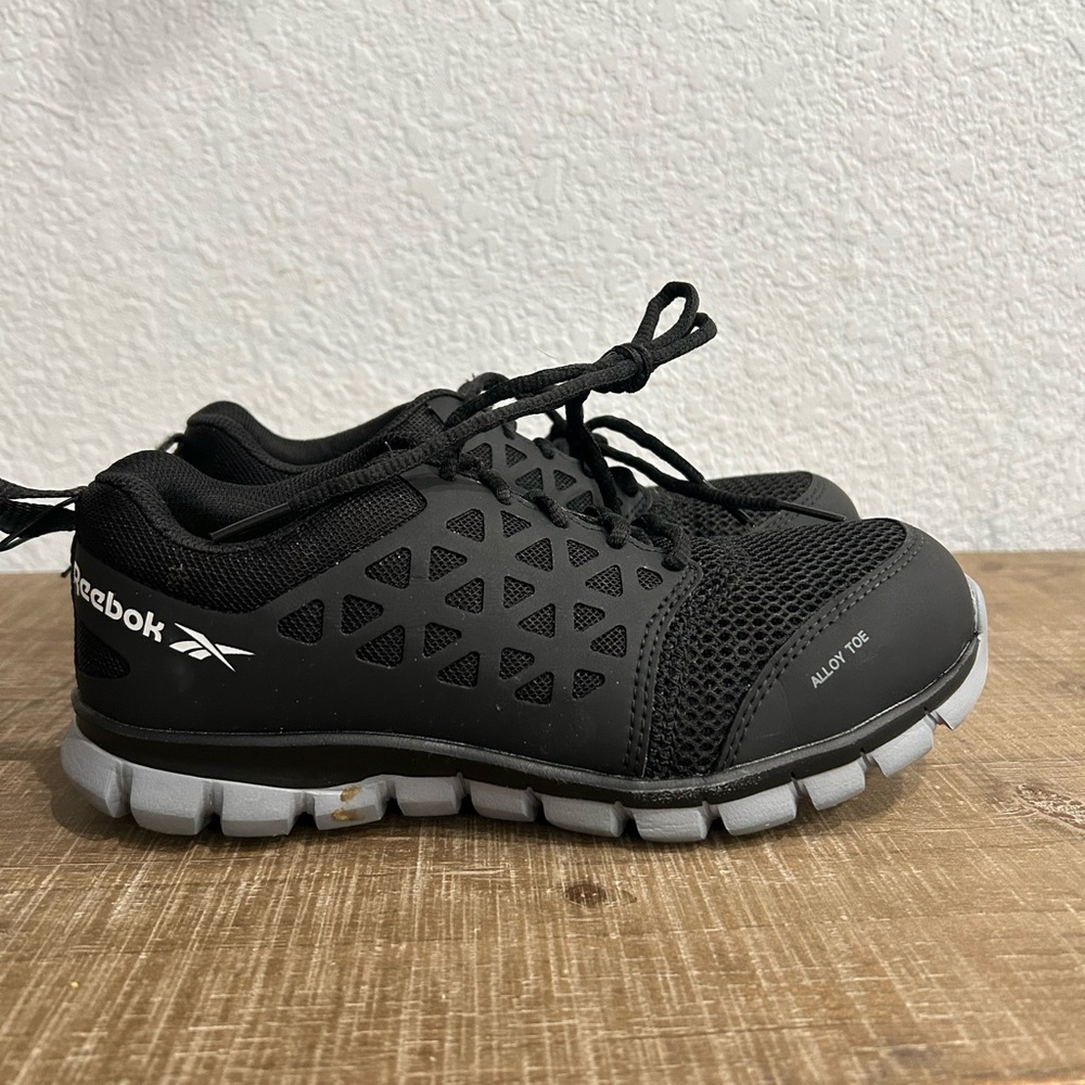 NEW Reebok sublite cushion Steele toe alloy shoe, black/gray, size men’s 7
